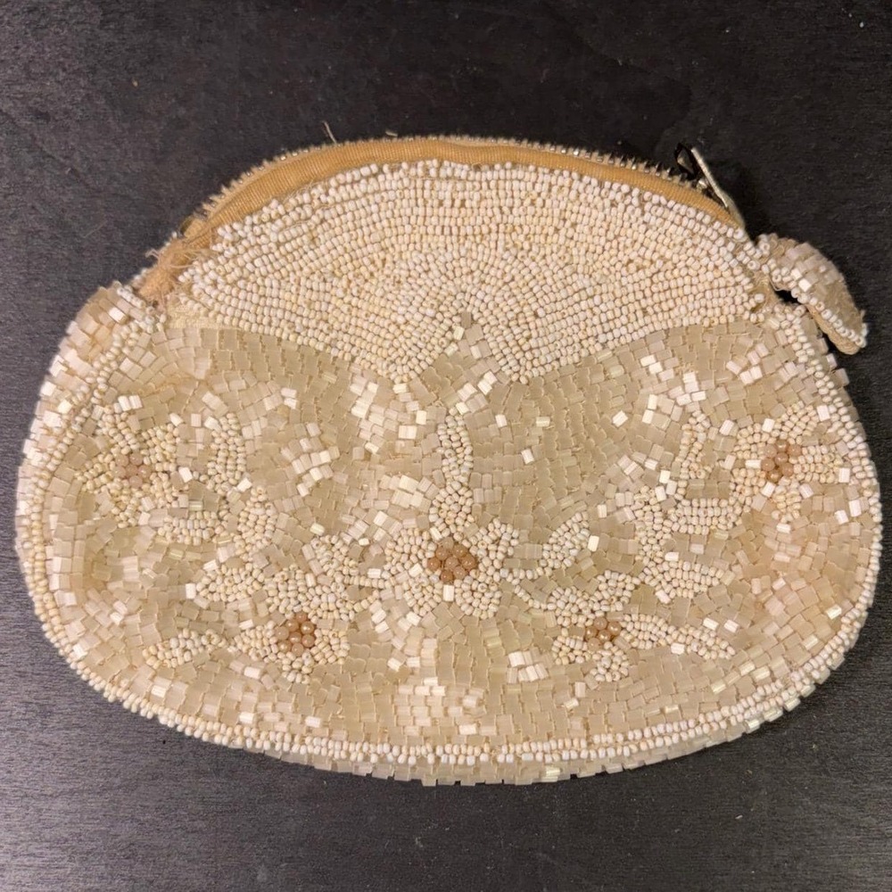 Antique Made in France Beaded Floral Coin Purse Cream Calop Zipper 6x4.5
